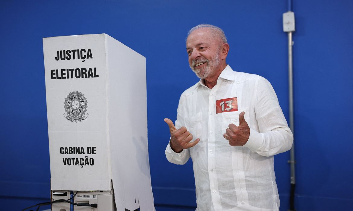 Lula é reeleito com mais de 63 milhões de votos e conquista quarto mandato