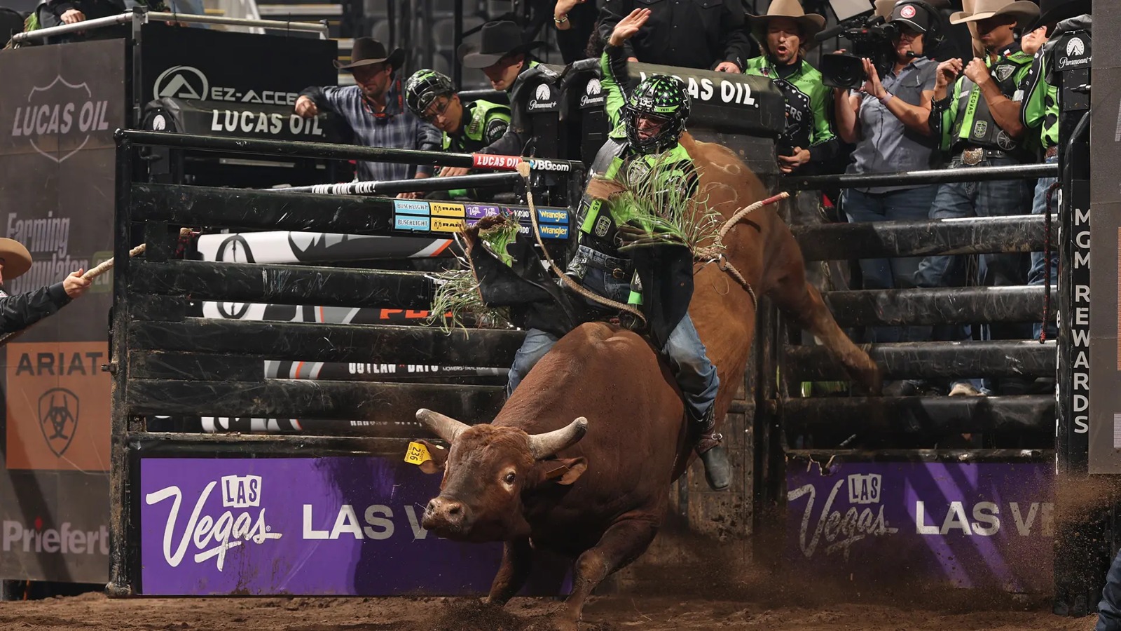 José Vitor Leme quebra recorde histórico da PBR e conquista terceiro título de MVP