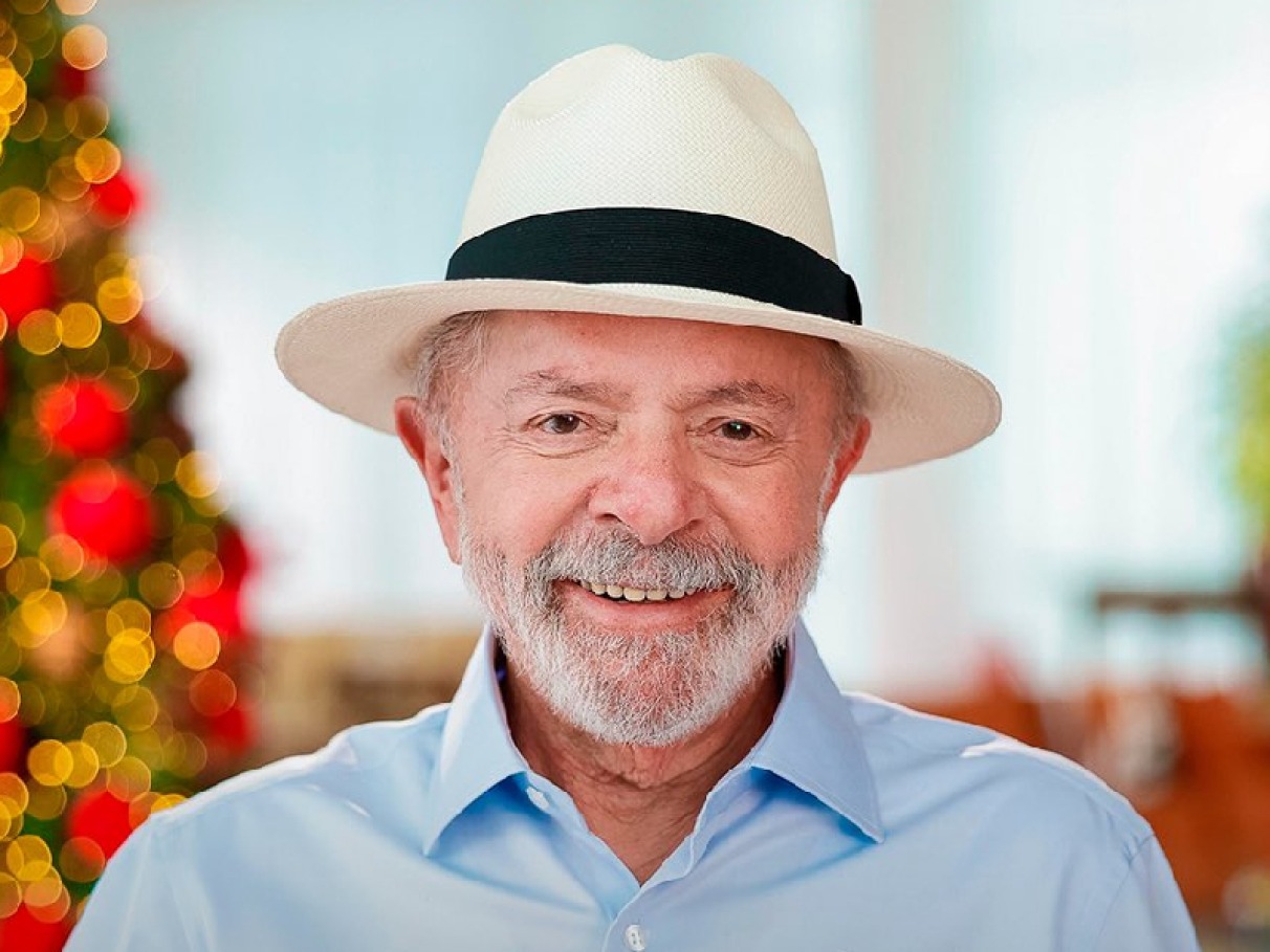 Lula é reeleito presidente e conquista quarto mandato
