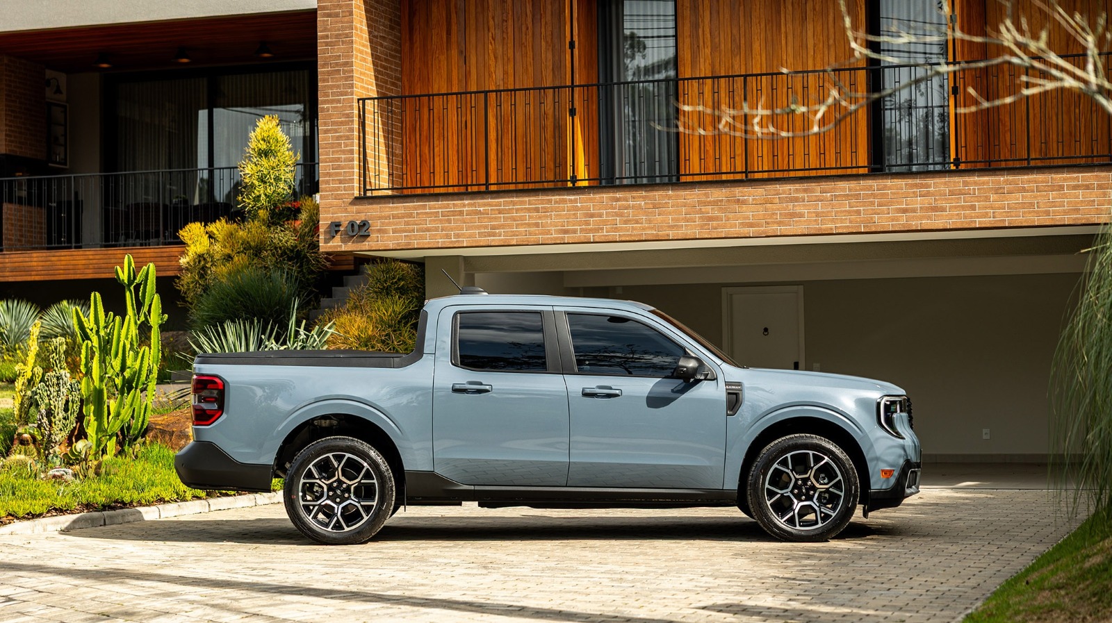 Ford lança Maverick de R$ 209.900 com 253 cv e tração integral
