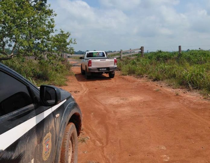 Grupo armado invade propriedade rural, leva ouro e polícia investiga atuação de “novo cangaço” em MT