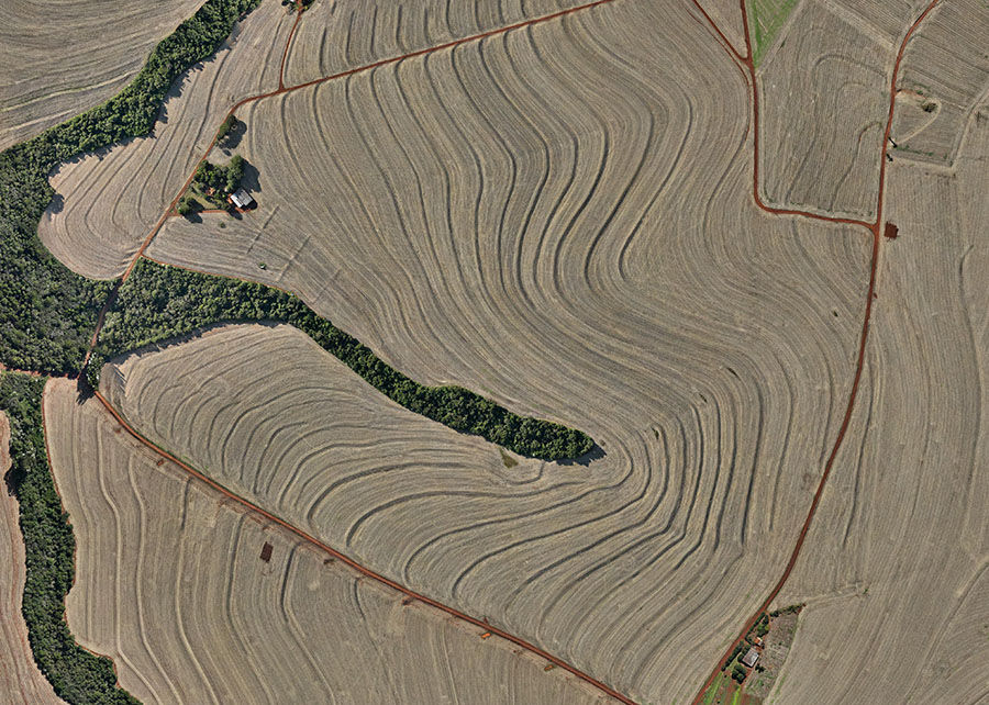 Geotecnologia usada no redimensionamento de terraços favorece a conservação do solo 