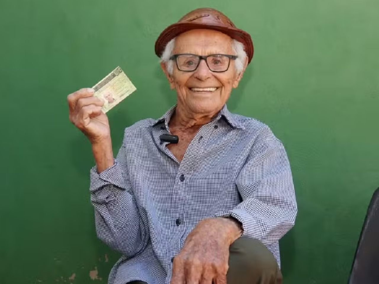 Aos 103 anos, produtor ainda dirige, anda a cavalo e acompanha duas fazendas em MS