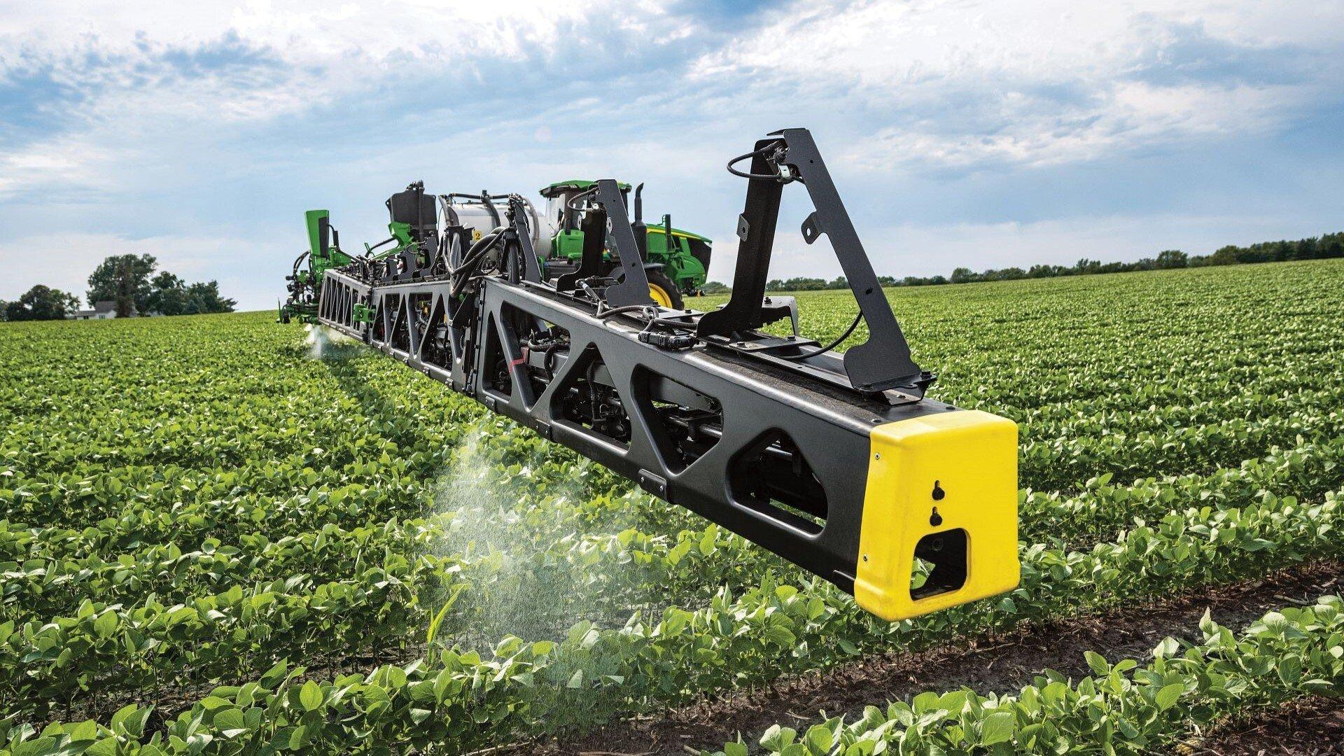 IA pulveriza 500 mil acres e corta em 81% o uso de herbicida
